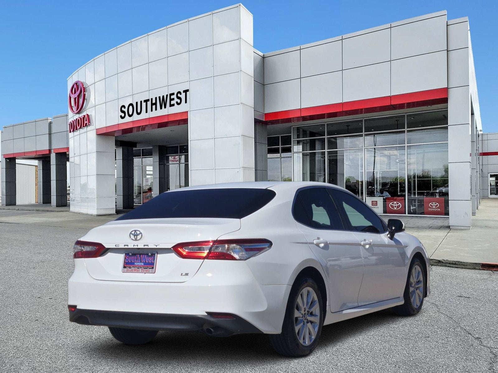 2018 Toyota Camry LE