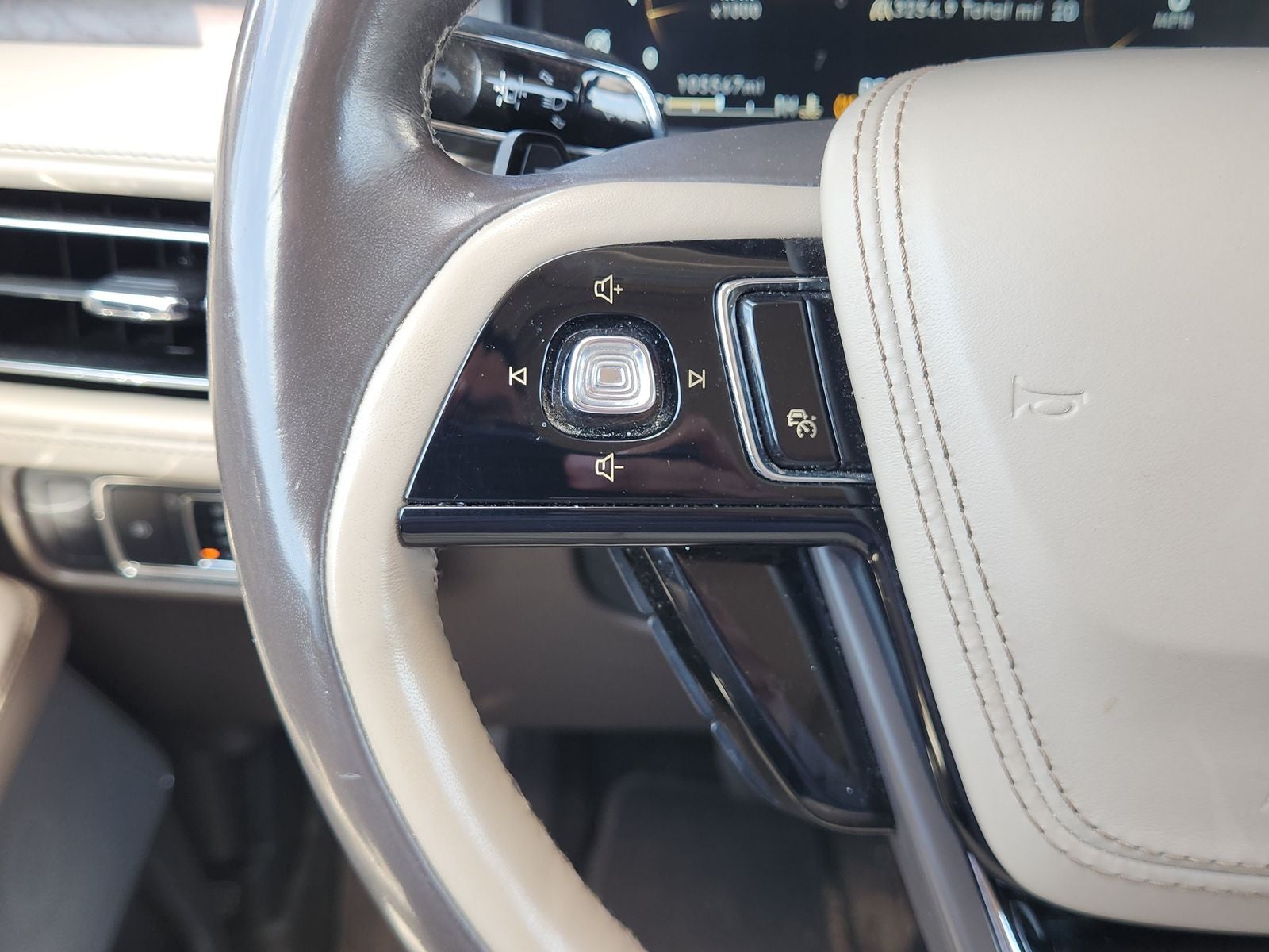 2020 Lincoln Aviator Reserve Premium