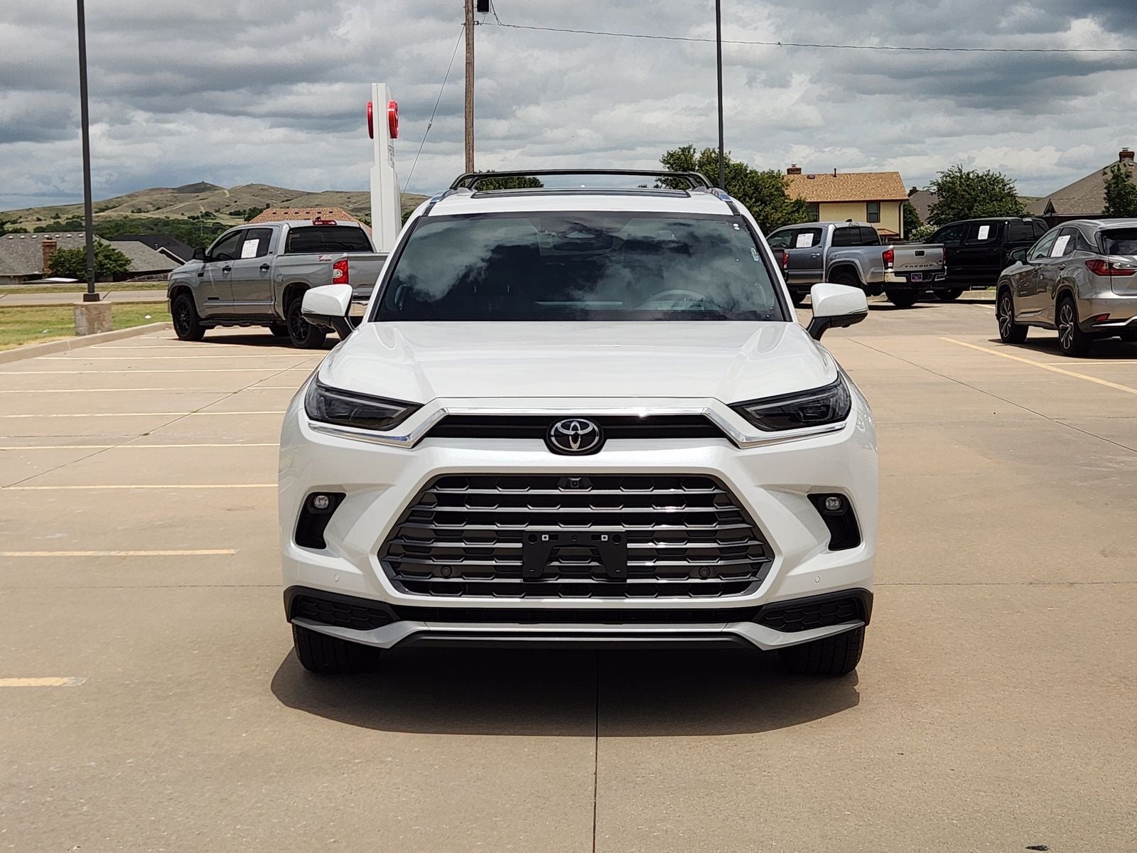 2026 Toyota Grand Highlander Hybrid MAX Platinum