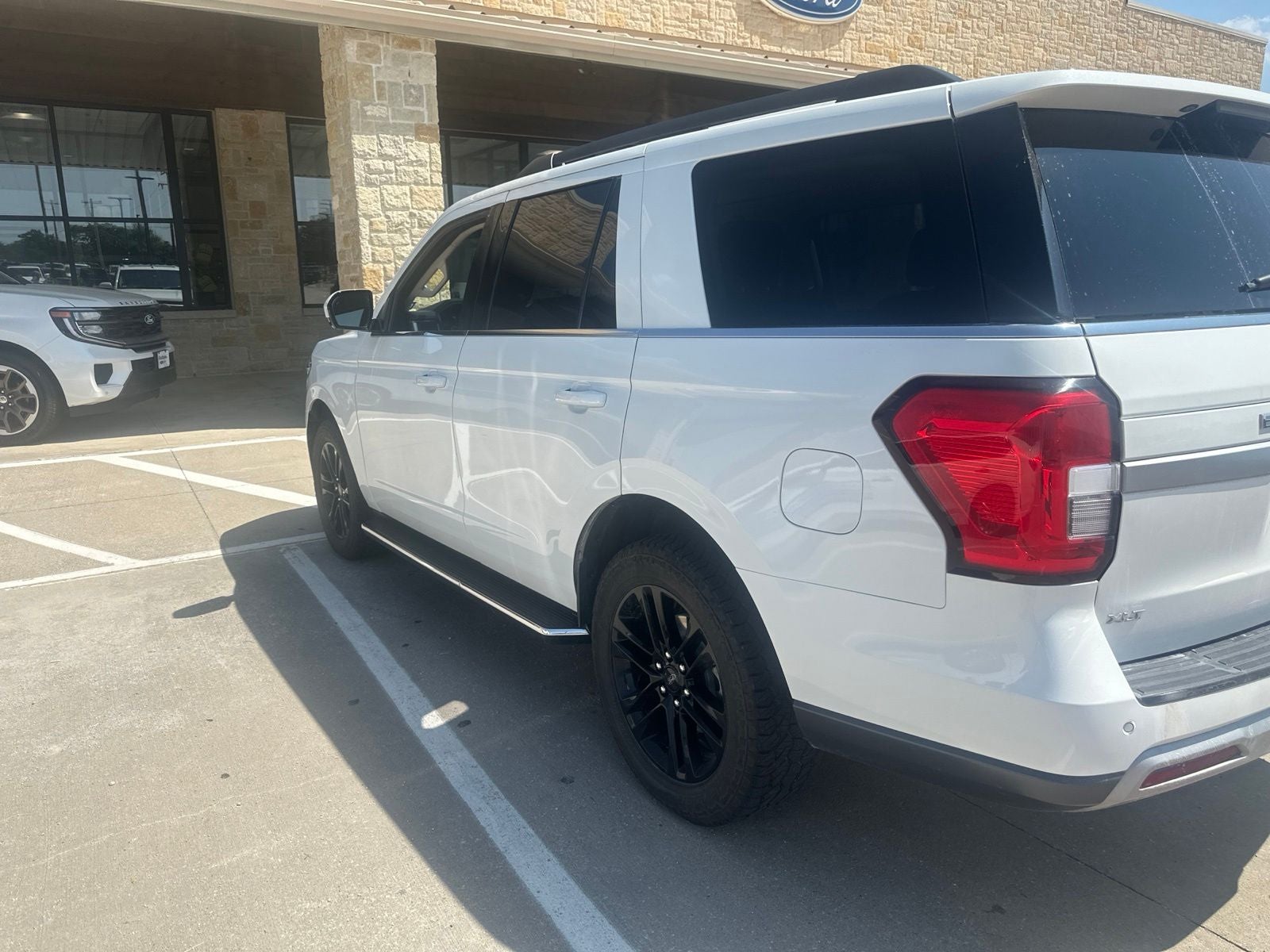 2023 Ford Expedition XLT