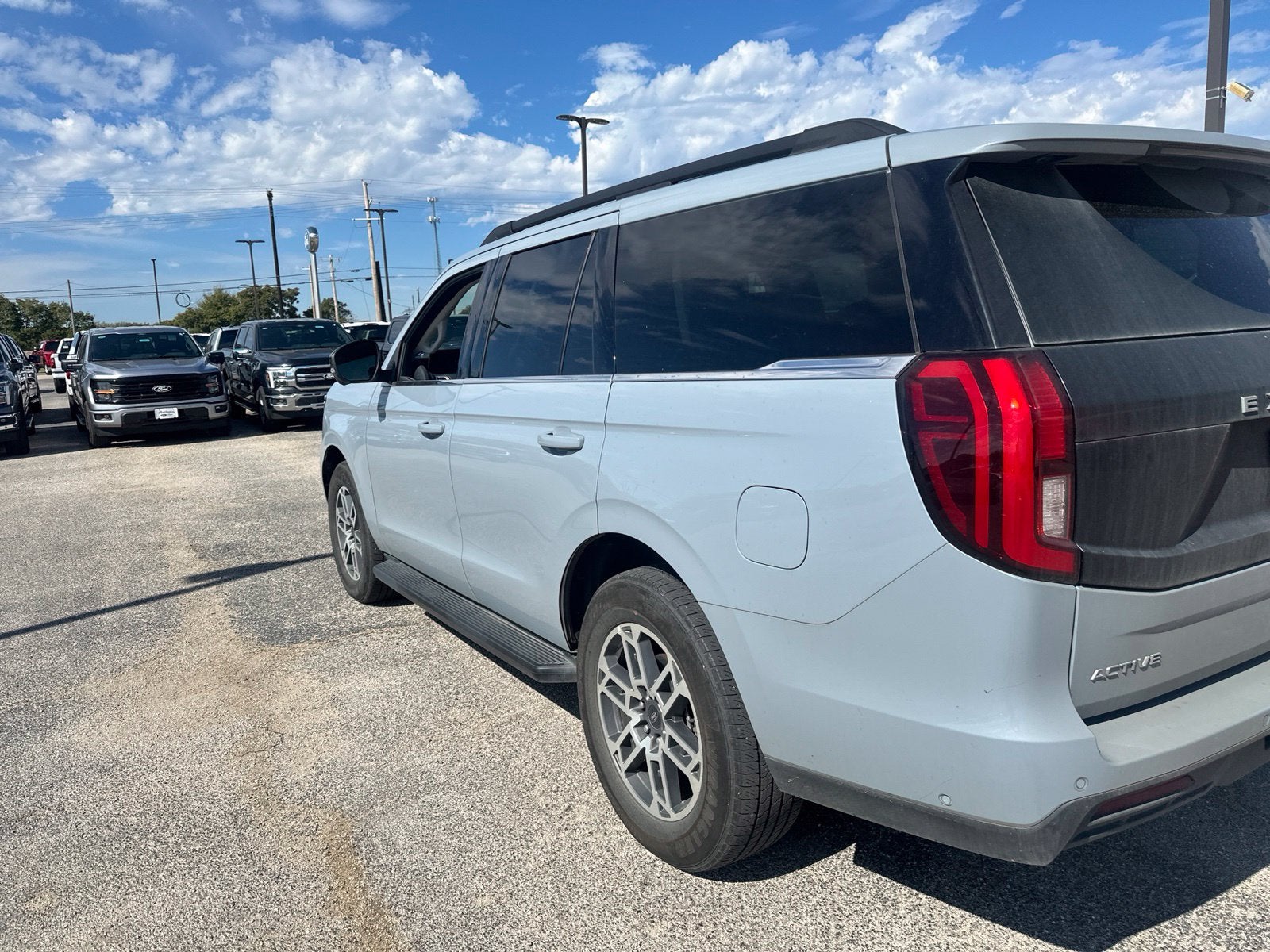 2025 Ford Expedition Active