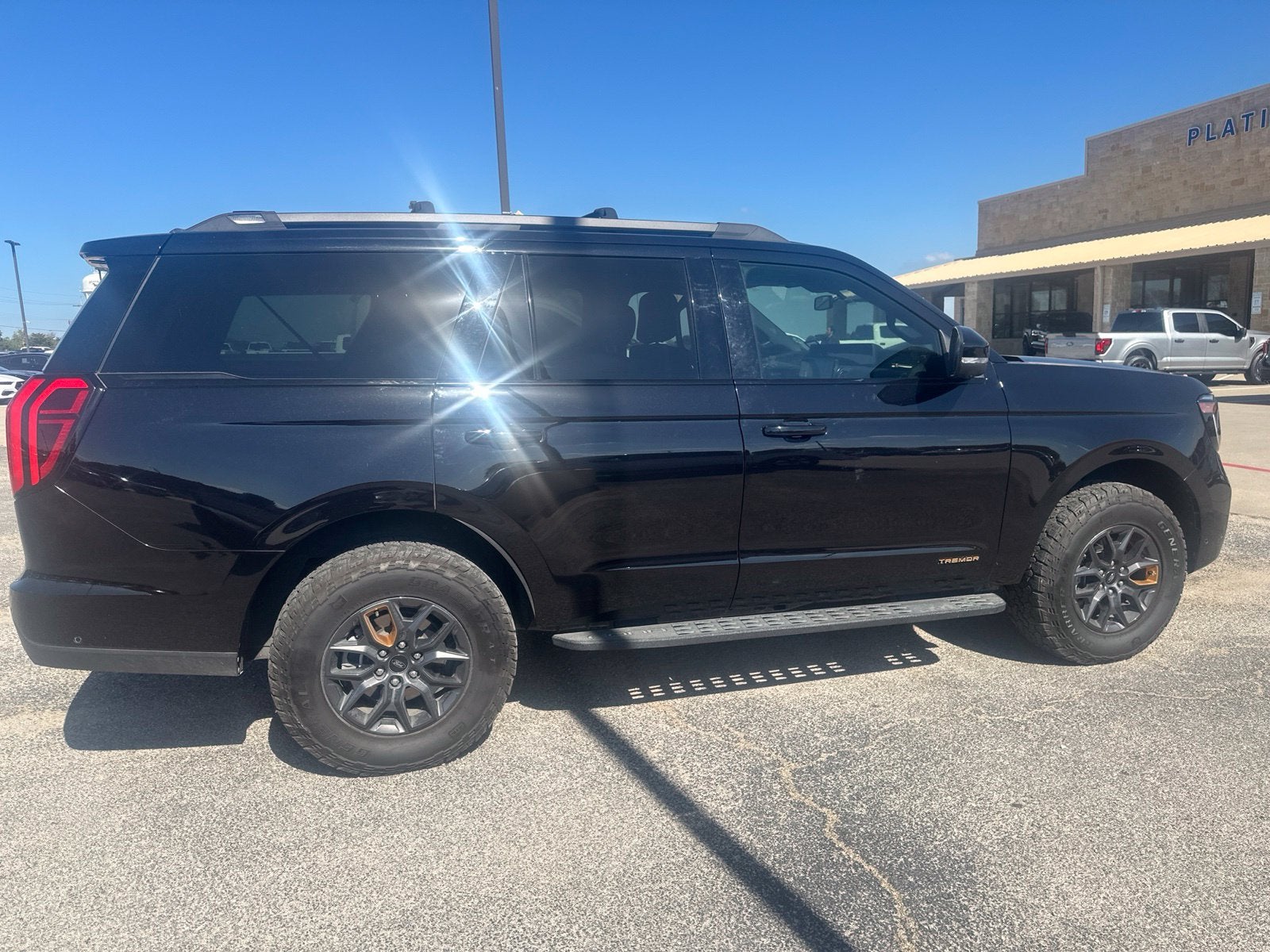 2025 Ford Expedition Tremor