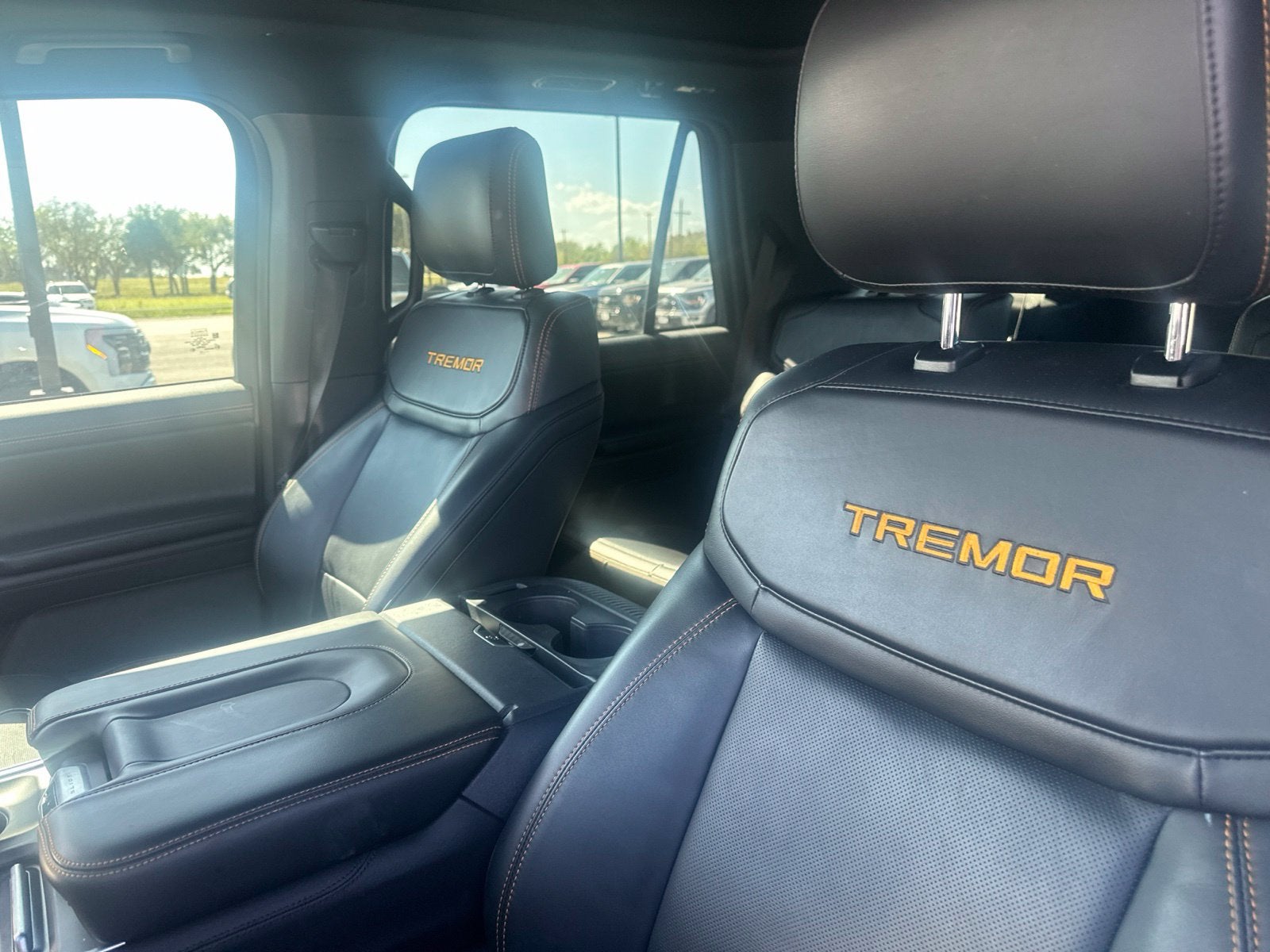 2025 Ford Expedition Tremor