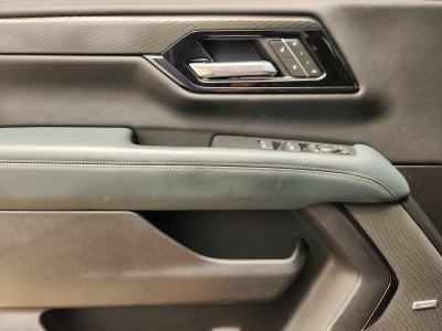 2025 GMC Yukon AT4