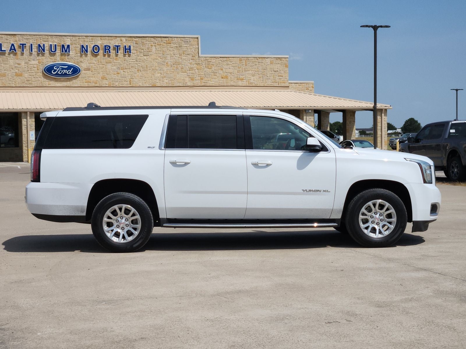2019 GMC Yukon XL SLT