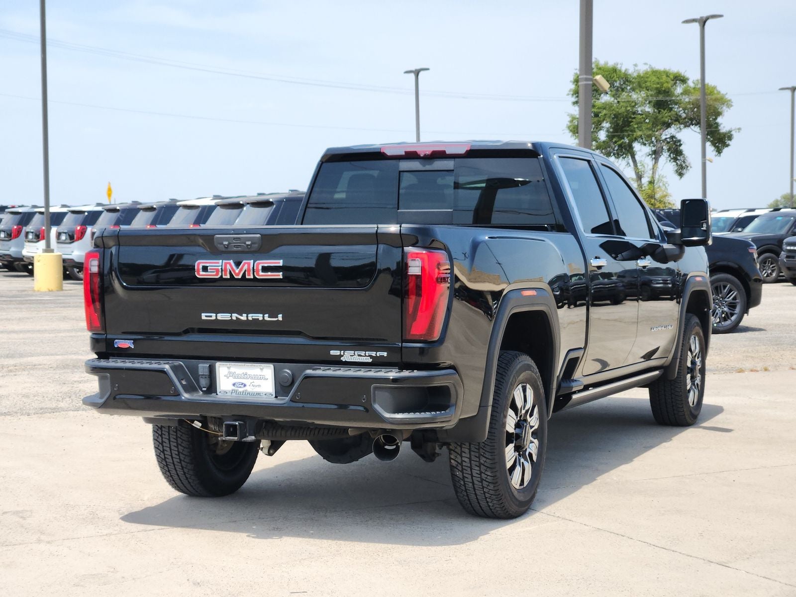 2024 GMC Sierra 2500HD Denali