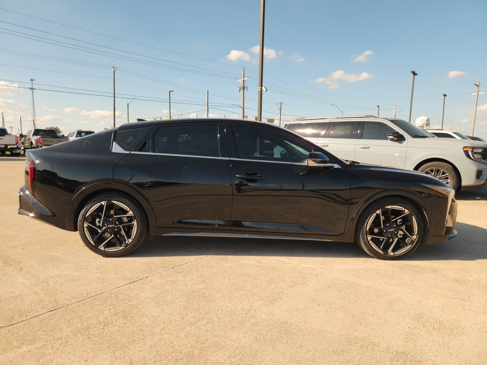 2025 Kia K4 GT-Line