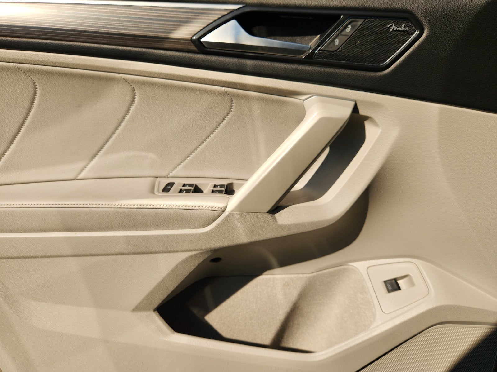 2024 Volkswagen Tiguan 2.0T SEL R-Line