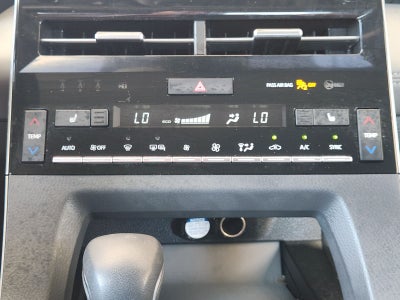 2022 Toyota Avalon XLE