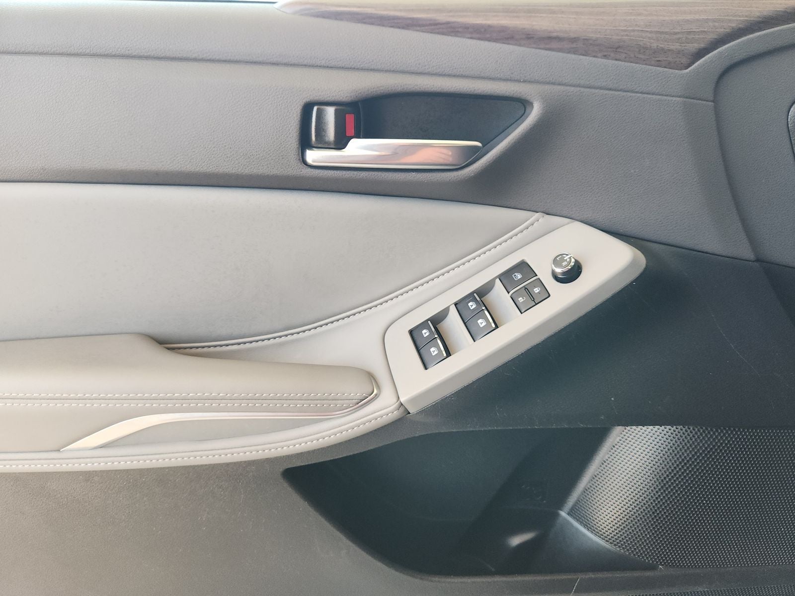 2022 Toyota Avalon XLE
