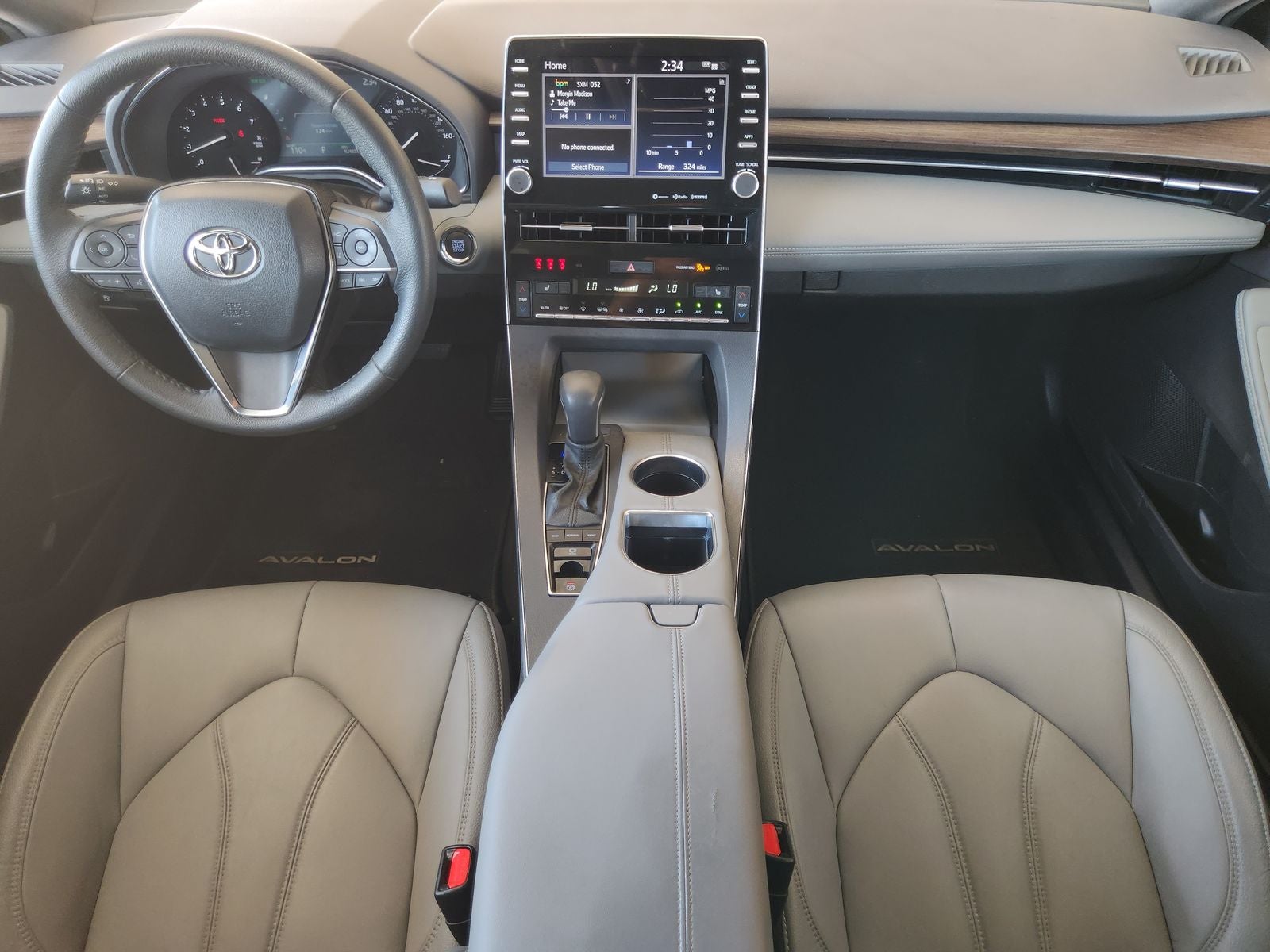 2022 Toyota Avalon XLE