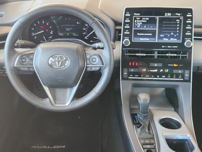 2022 Toyota Avalon XLE