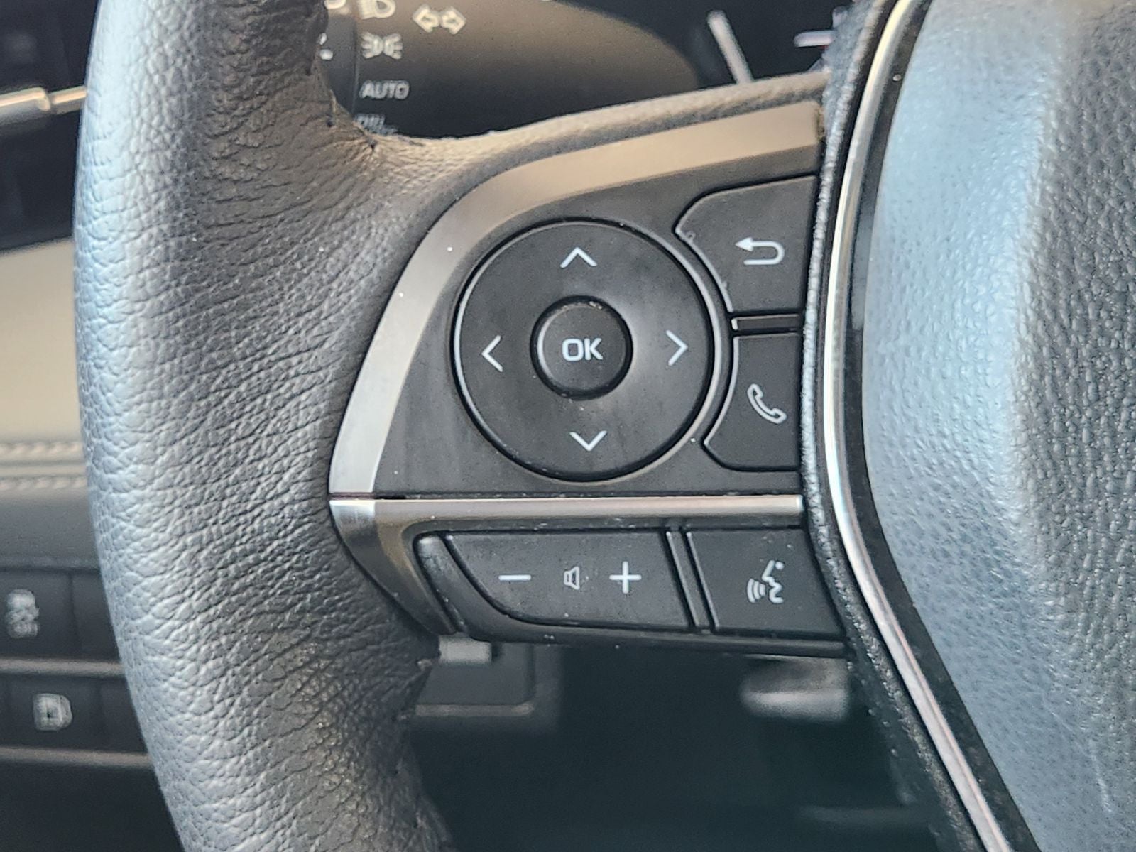 2022 Toyota Avalon XLE