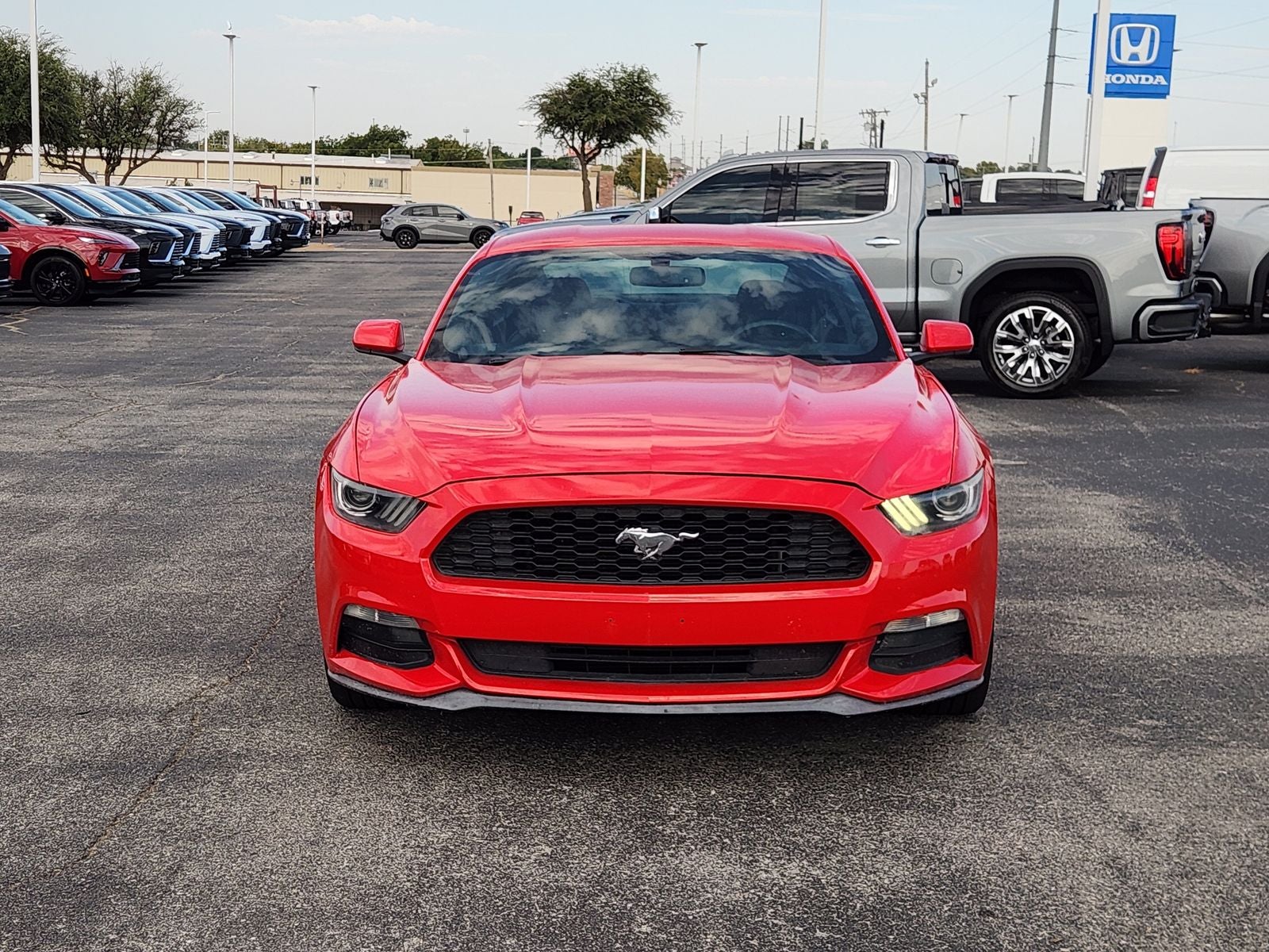2016 Ford Mustang V6