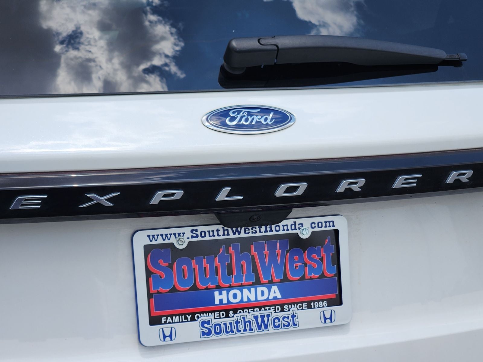 2025 Ford Explorer Active