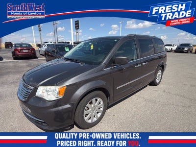 2015 Chrysler Town & Country Touring