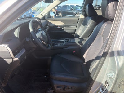 2024 Toyota Grand Highlander Platinum