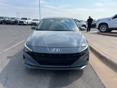 2021 Hyundai Elantra SE