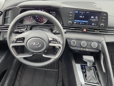 2021 Hyundai Elantra SE