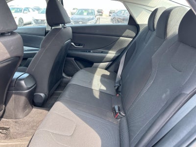 2021 Hyundai Elantra SE