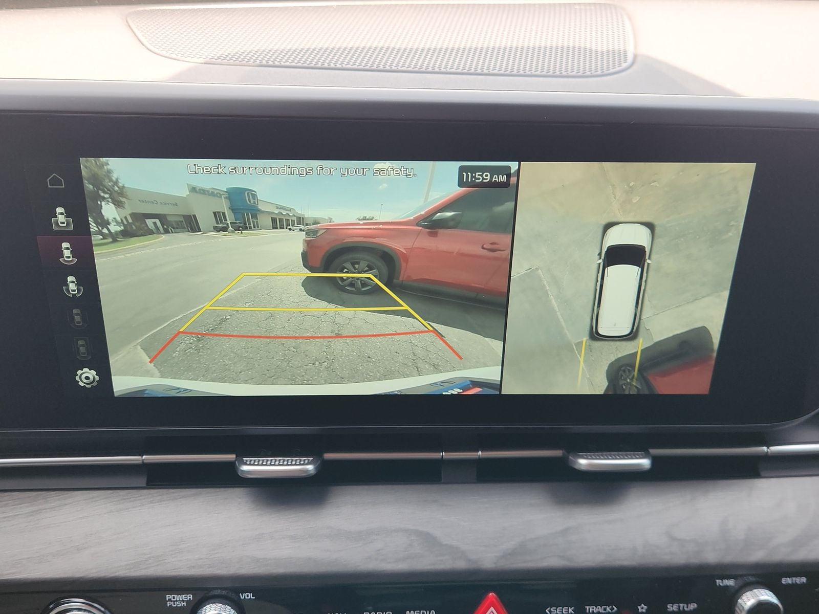 2024 Kia Carnival SX