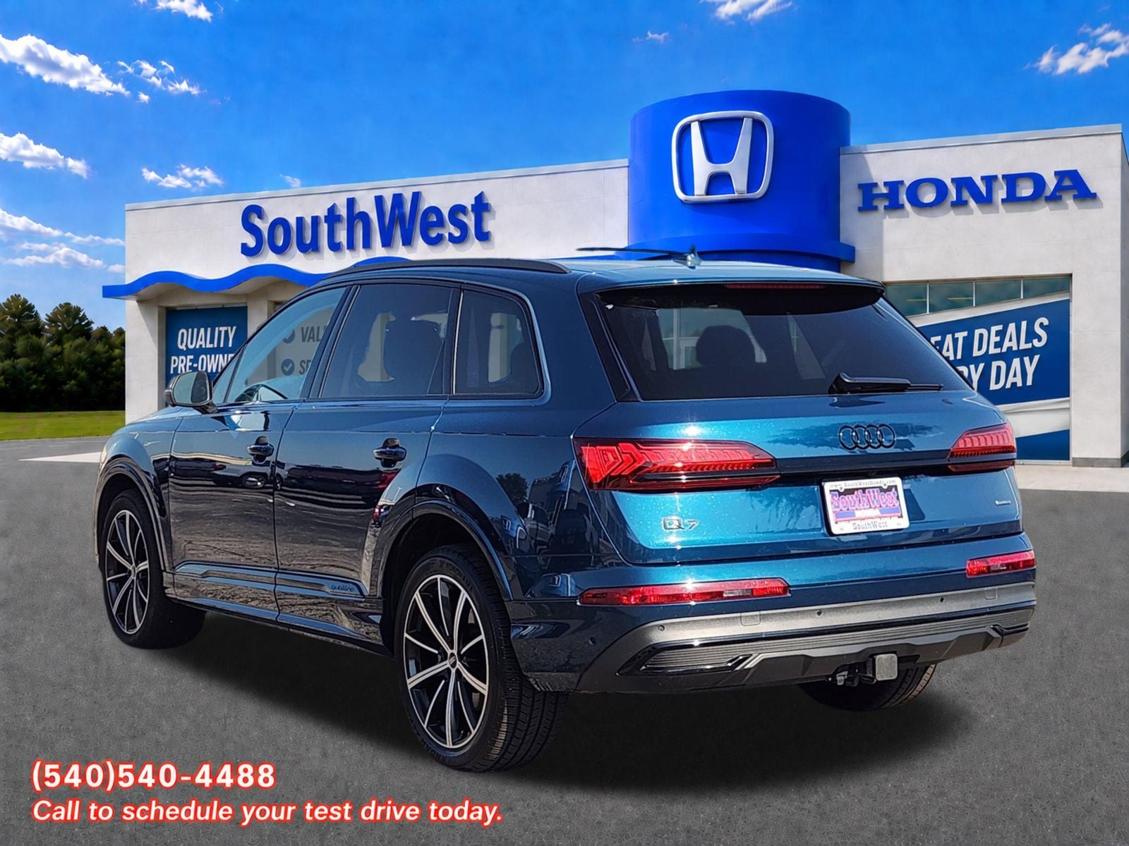 2022 Audi Q7 55 Prestige quattro