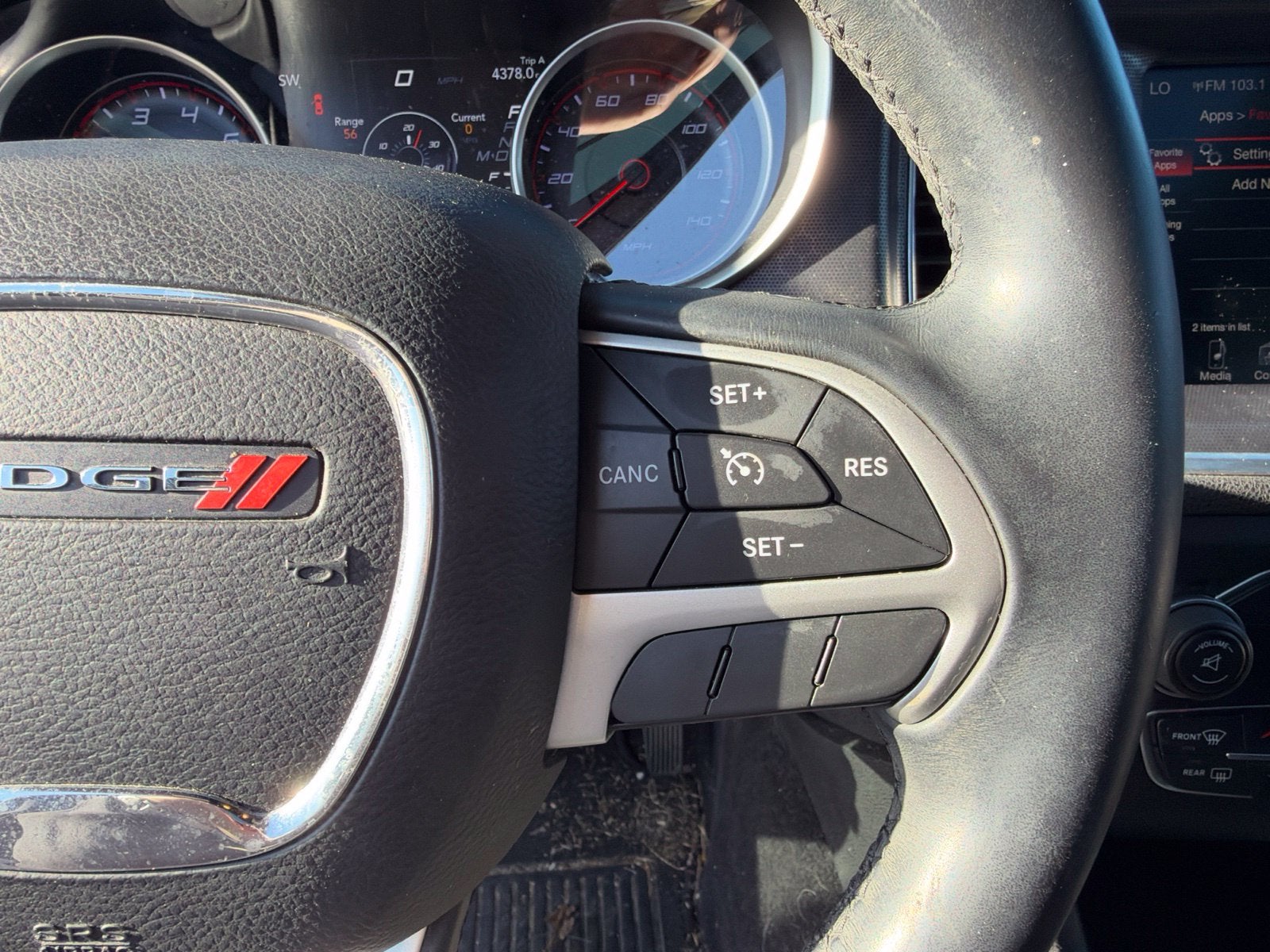 2015 Dodge Charger SXT