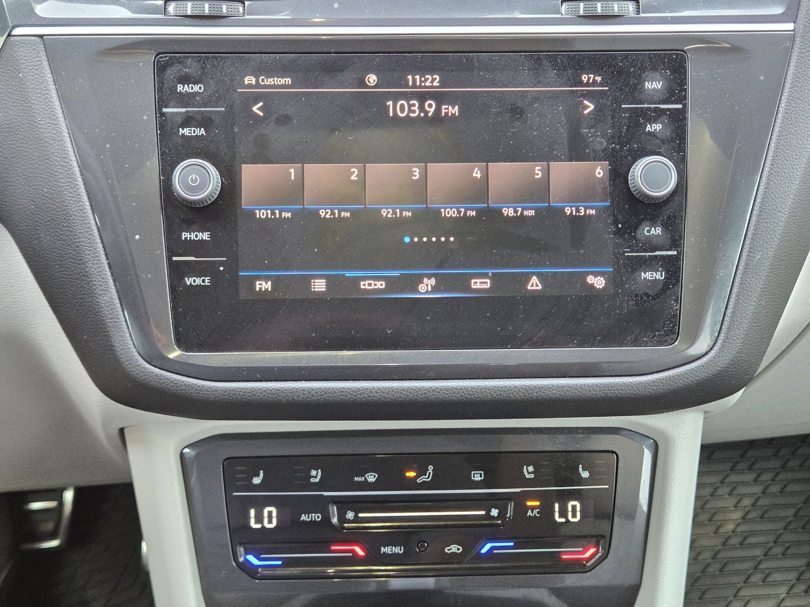 2024 Volkswagen Tiguan 2.0T SEL R-Line