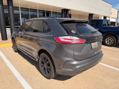 2022 Ford Edge SE