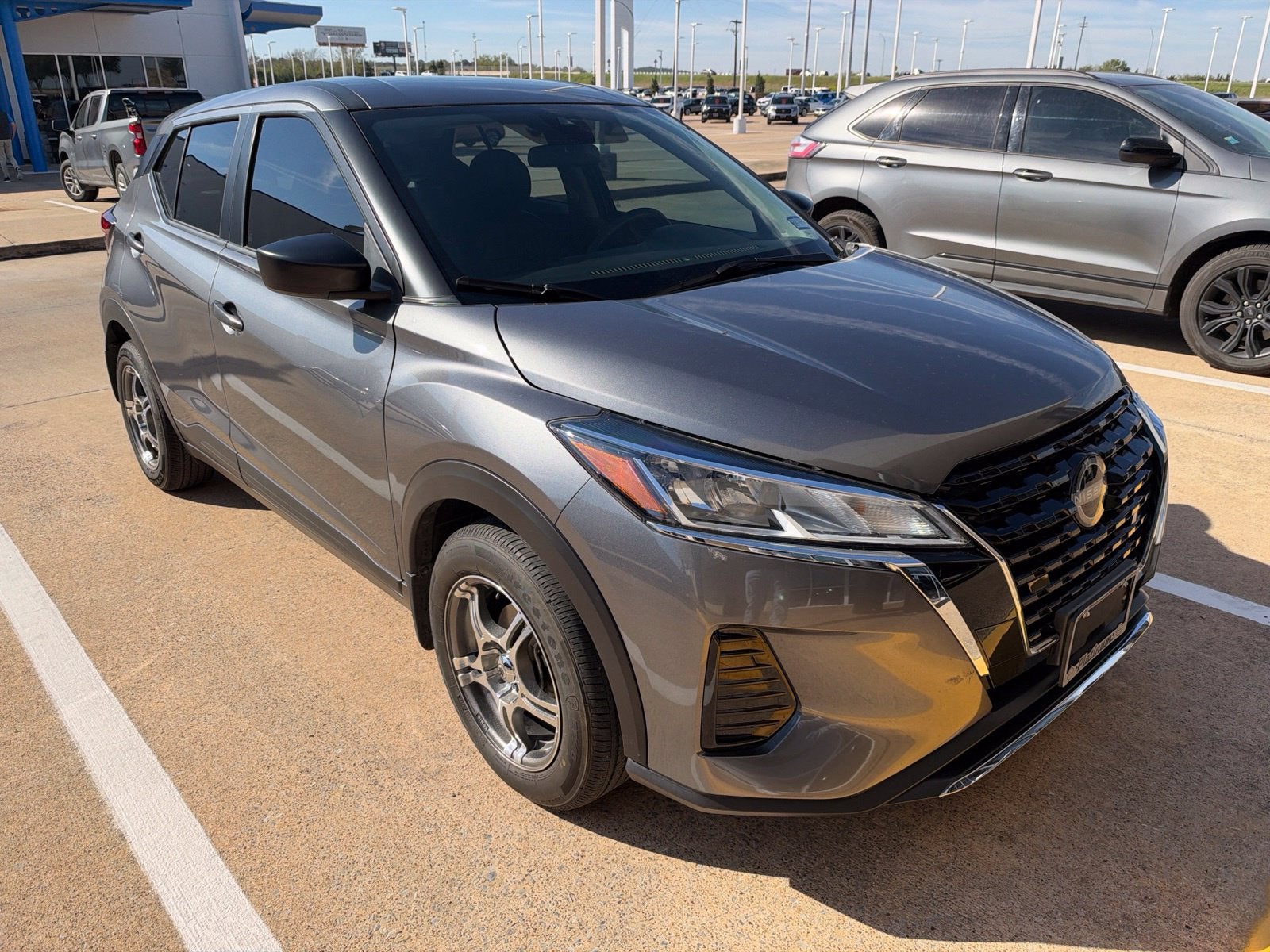 2024 Nissan Kicks S