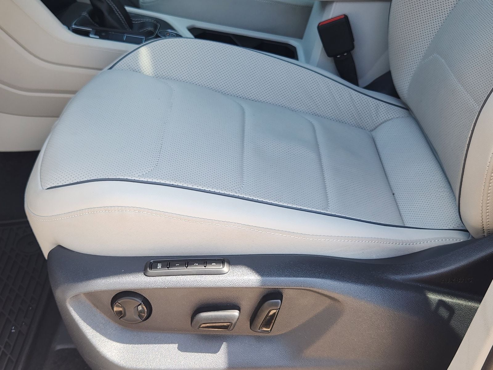 2024 Volkswagen Tiguan 2.0T SEL R-Line