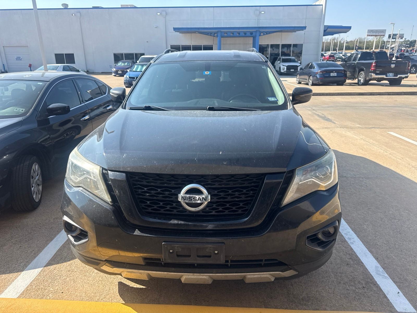 2019 Nissan Pathfinder SV