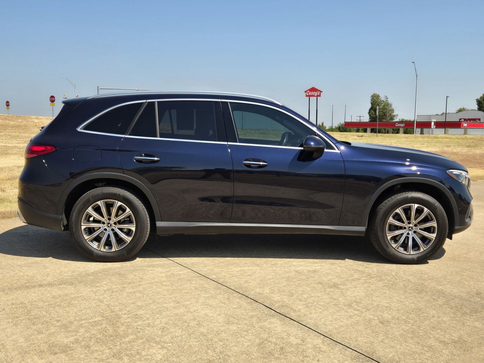 2023 Mercedes-Benz GLC GLC 300