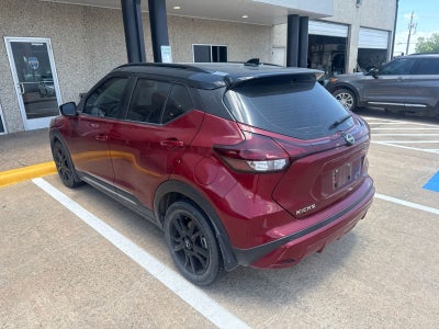 2022 Nissan Kicks SR