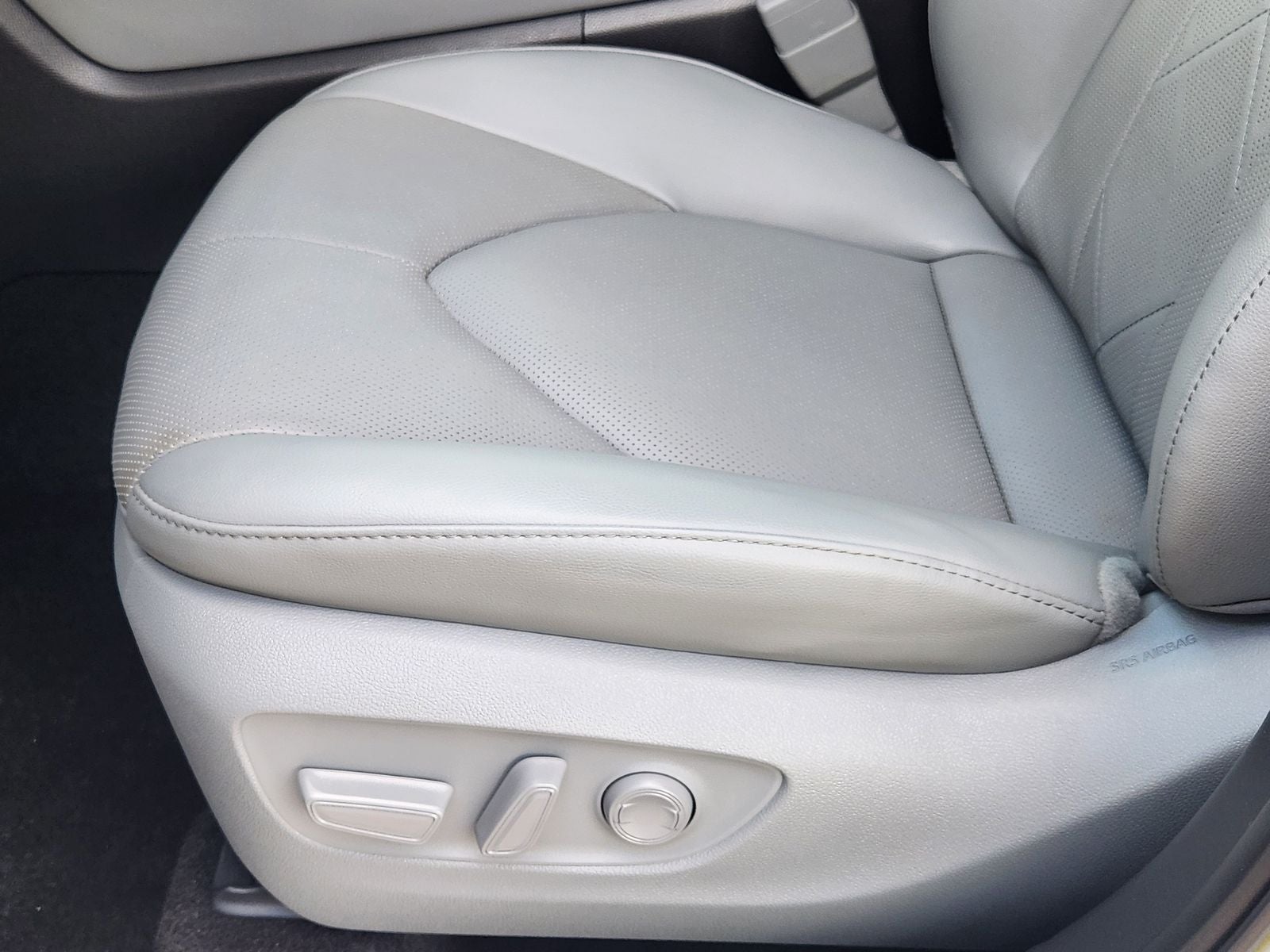 2025 Toyota Highlander Platinum
