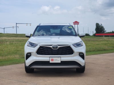 2025 Toyota Highlander Platinum