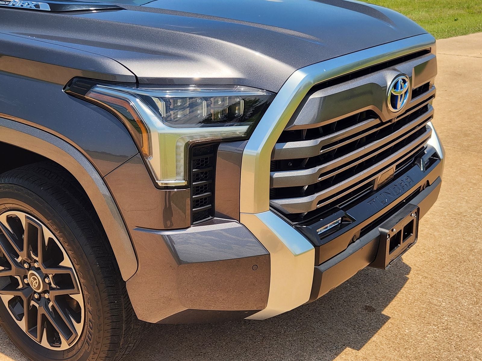 2024 Toyota Tundra Hybrid Limited