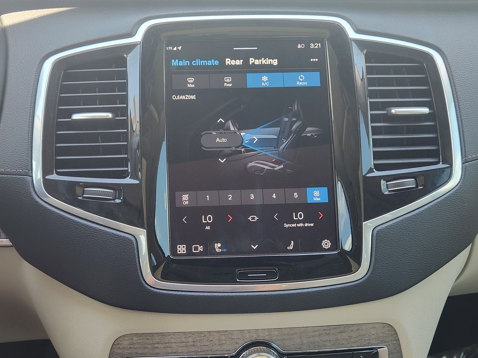 2023 Volvo XC90 Ultimate