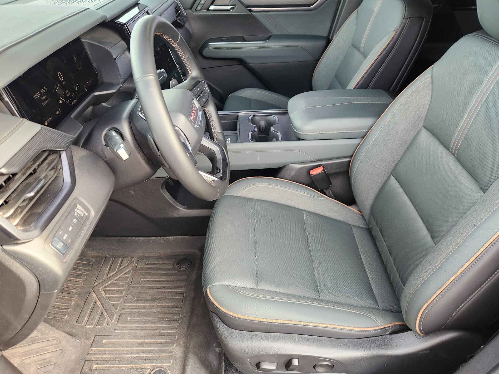 2025 GMC Acadia AT4