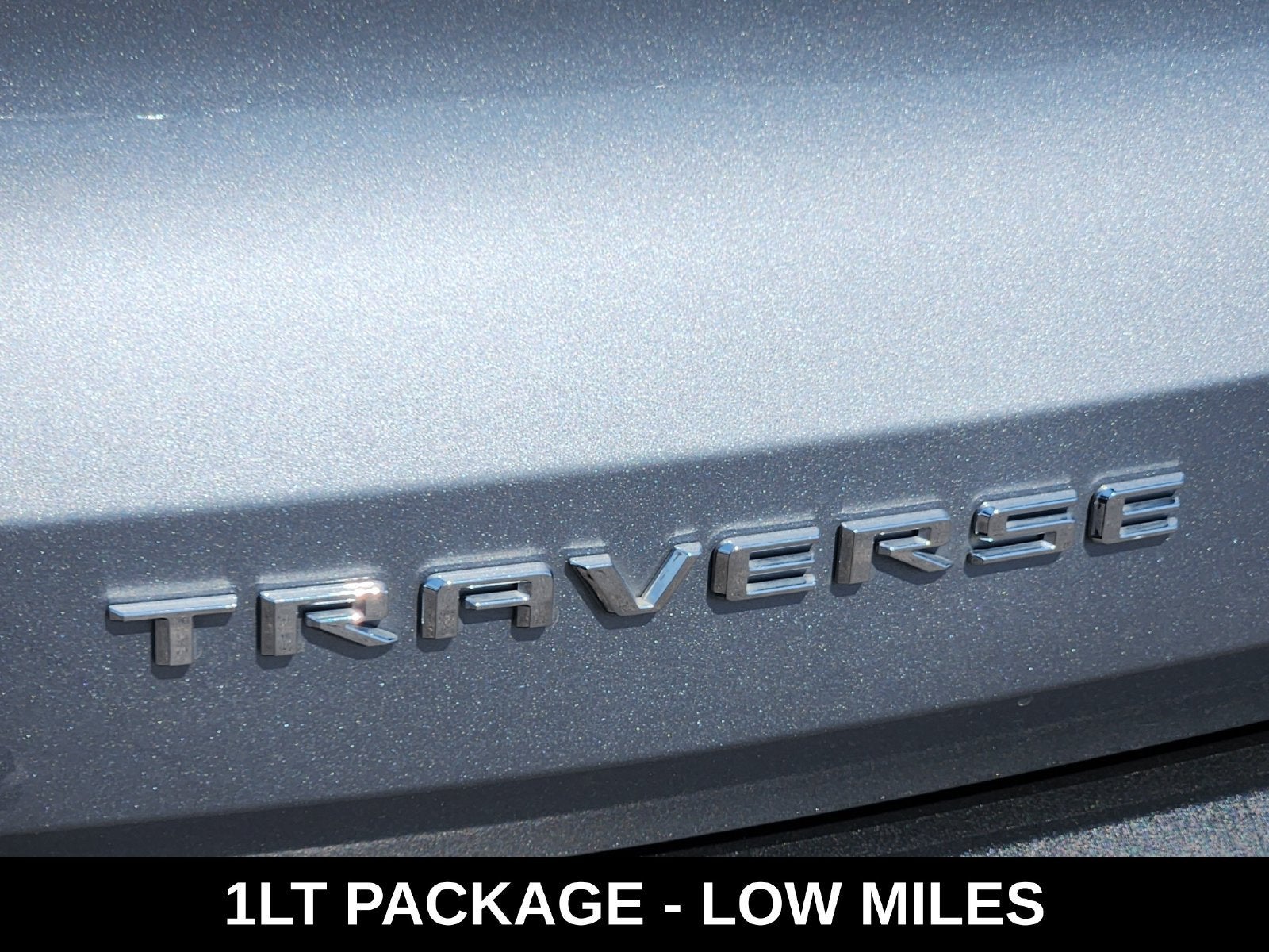 2024 Chevrolet Traverse LT