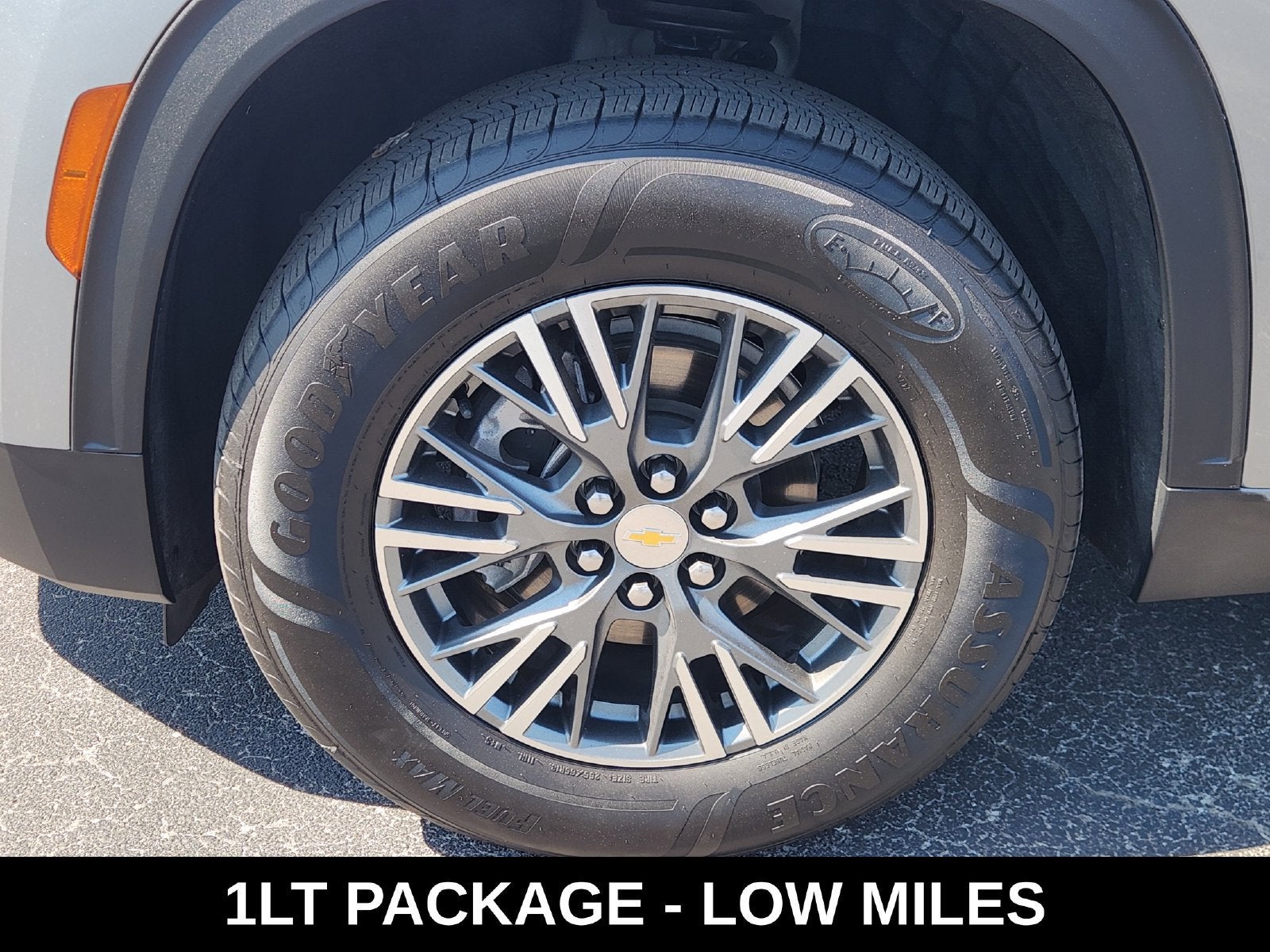 2024 Chevrolet Traverse LT