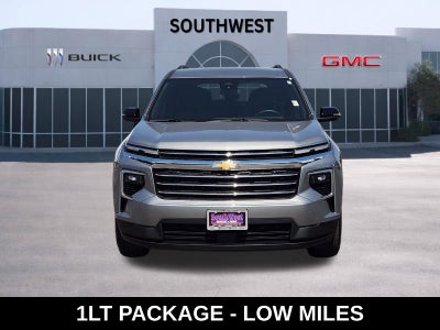 2024 Chevrolet Traverse LT