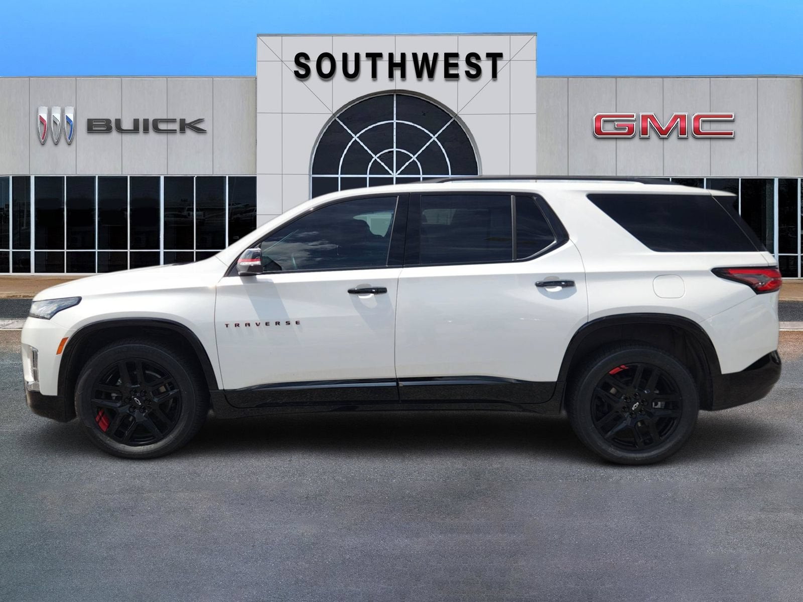 2023 Chevrolet Traverse Premier