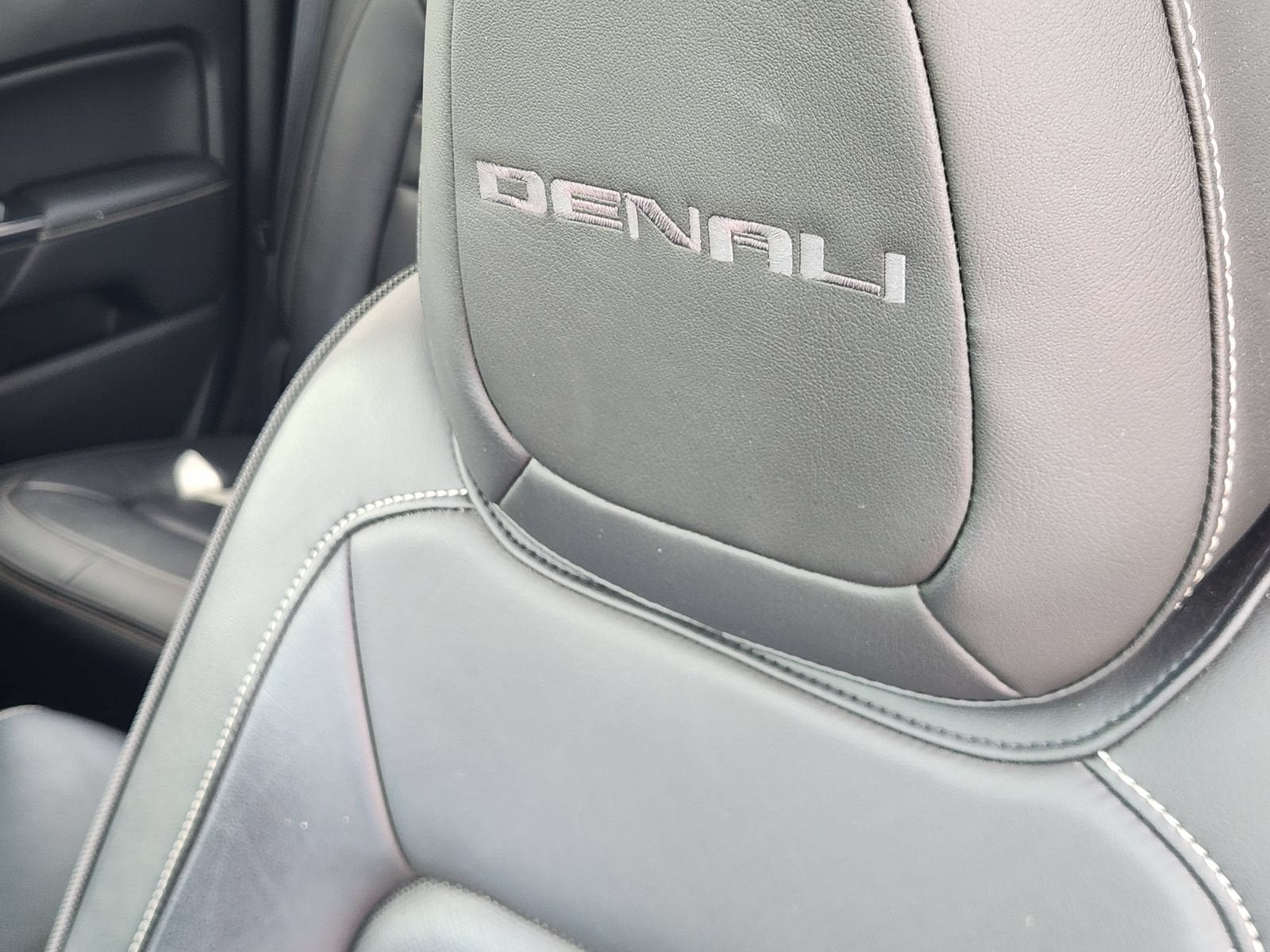 2020 GMC Canyon 4WD Denali