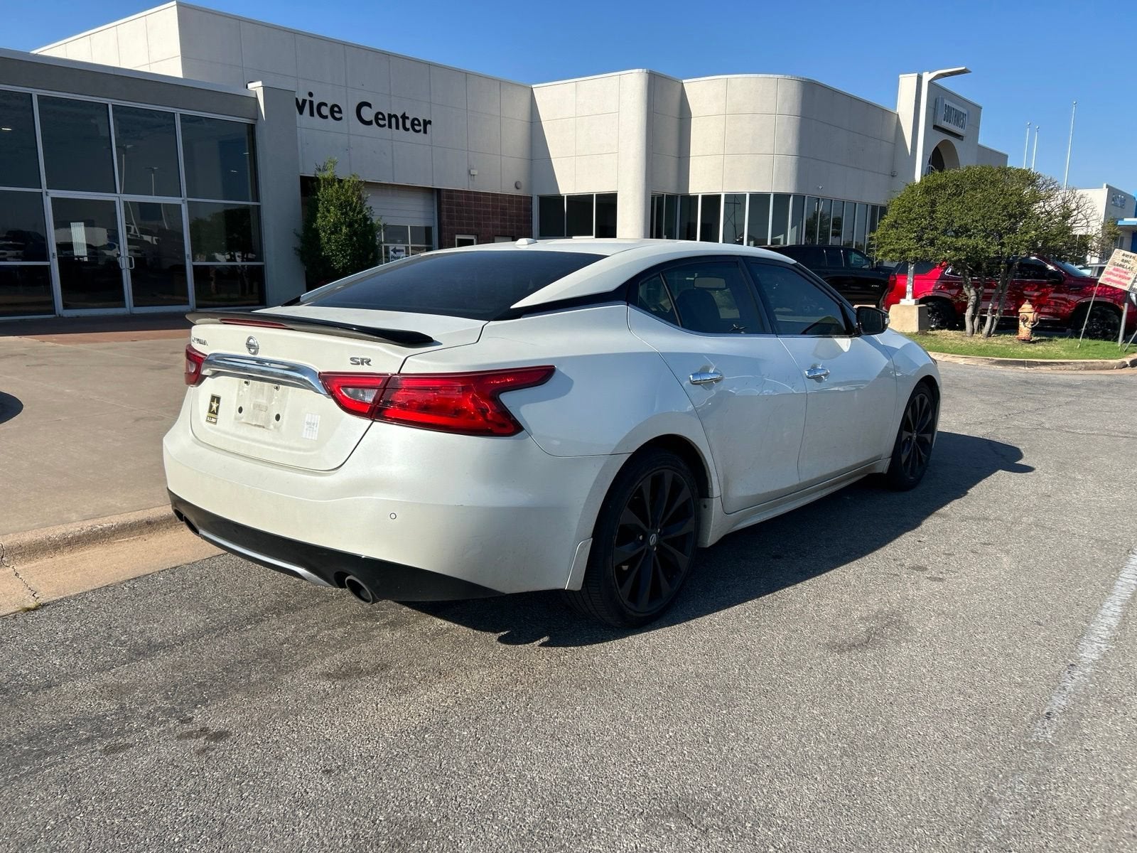 2017 Nissan Maxima SR
