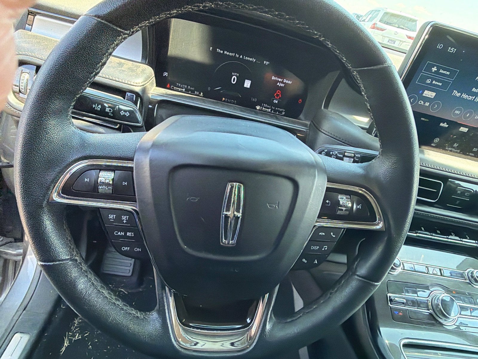 2022 Lincoln Nautilus Standard