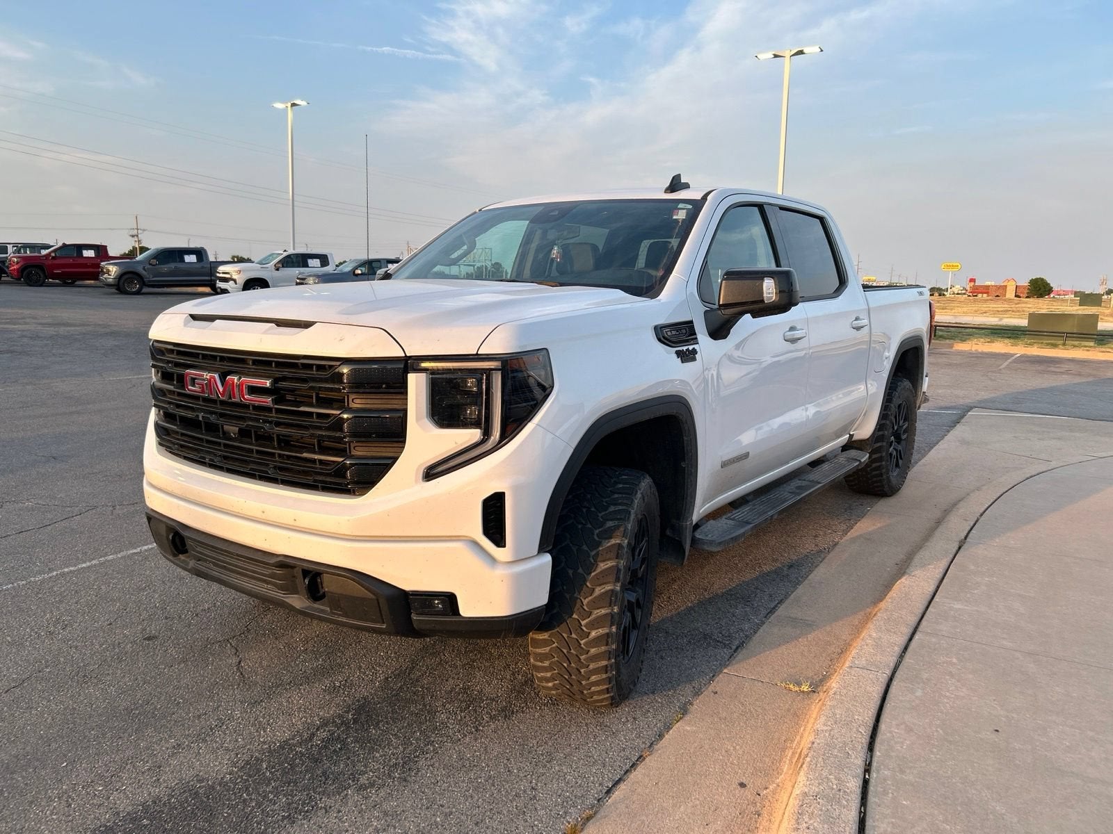 2022 GMC Sierra 1500 Elevation