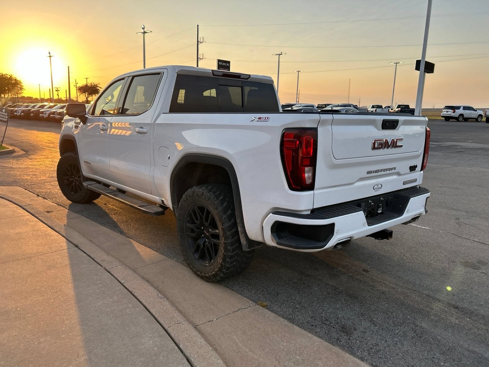 2022 GMC Sierra 1500 Elevation
