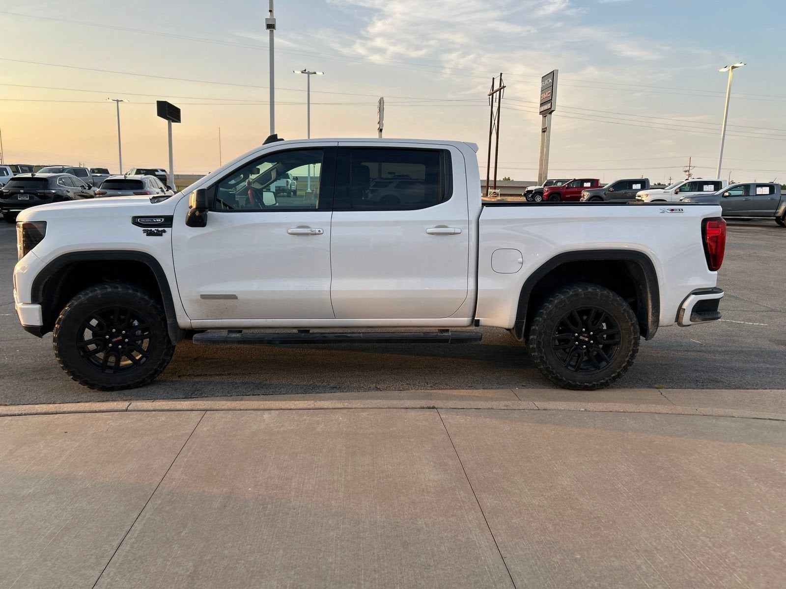 2022 GMC Sierra 1500 Elevation