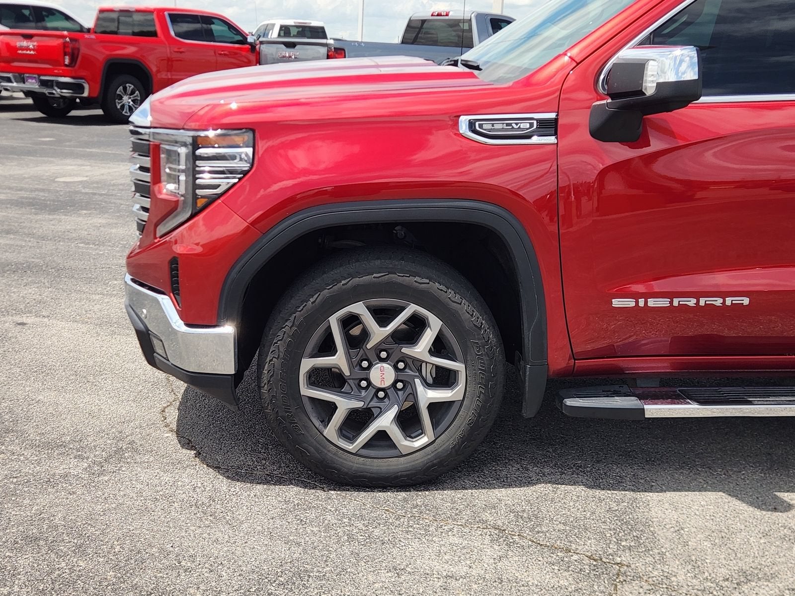 2024 GMC Sierra 1500 SLT